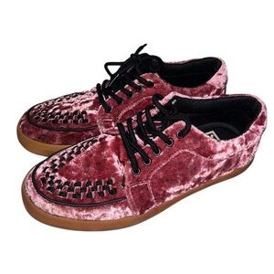 Tuk Shoes Womens 6 US M 4 Maroon Velvet Creeper